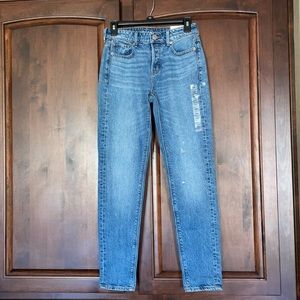 American Eagle Tomgirl Medium Vintage Wash Jeans